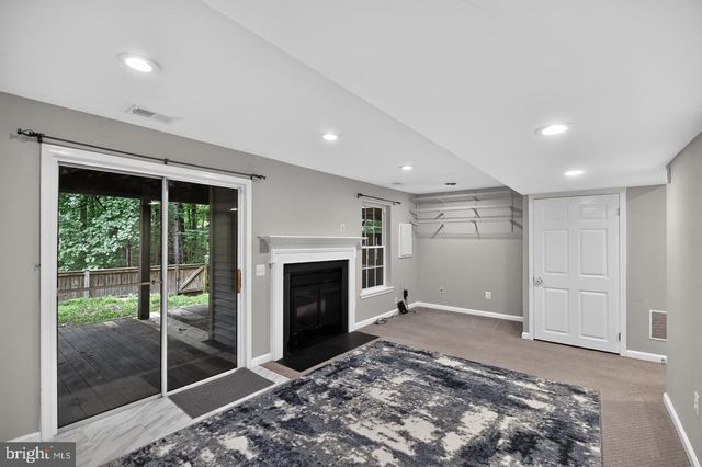 6176 MARTINS LANDING CT, Burke, VA 22015