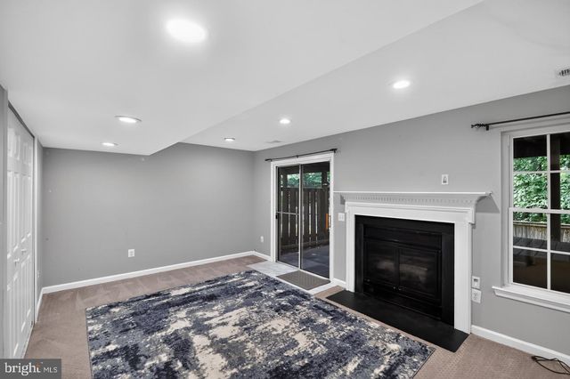 6176 MARTINS LANDING CT, Burke, VA 22015
