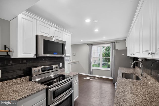 6176 MARTINS LANDING CT, Burke, VA 22015