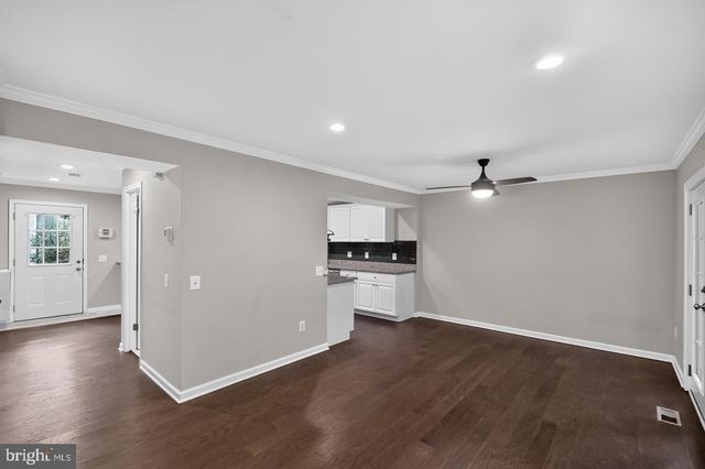 6176 MARTINS LANDING CT, Burke, VA 22015