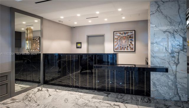 11 Island Ave PH6, Miami Beach, FL 33139