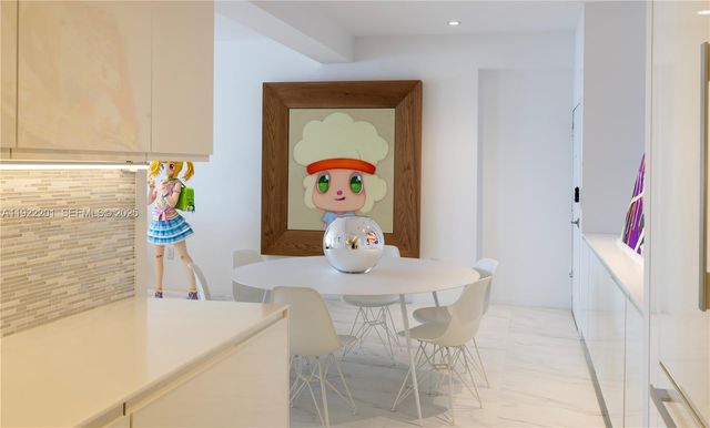 11 Island Ave PH6, Miami Beach, FL 33139