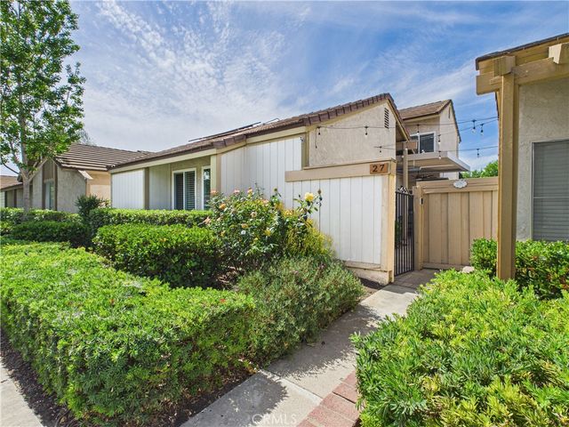 27 Tangerine, Irvine, CA 92618
