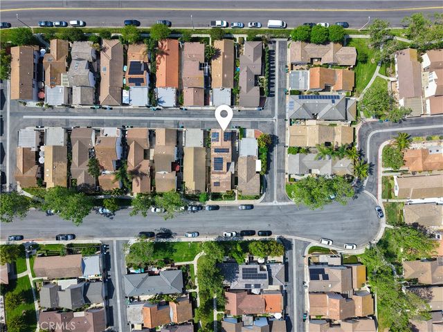 27 Tangerine, Irvine, CA 92618