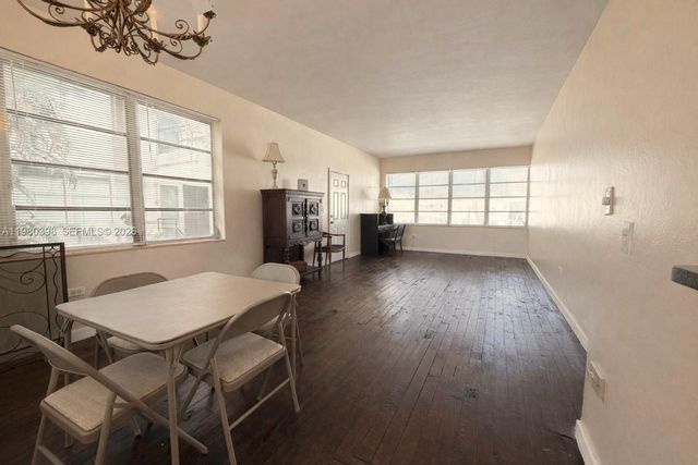 4710 Pine Tree Dr 32, Miami Beach, FL 33140