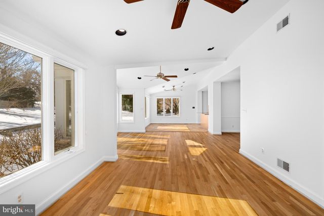 8047 GLENDALE RD, Chevy Chase, MD 20815