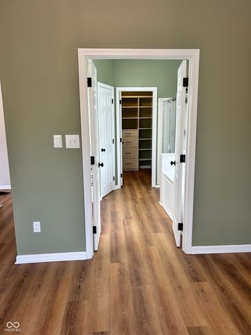 10132 Lauren Pass, Fishers, IN 46037