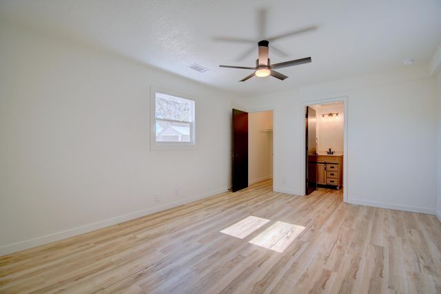 514 Villa Verde Drive SE, Rio Rancho, NM 87124