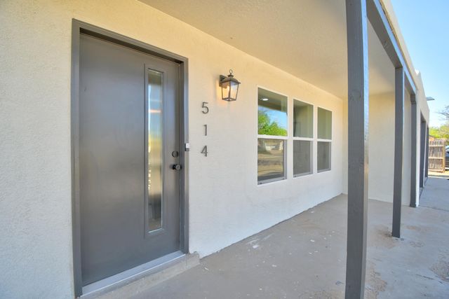 514 Villa Verde Drive SE, Rio Rancho, NM 87124