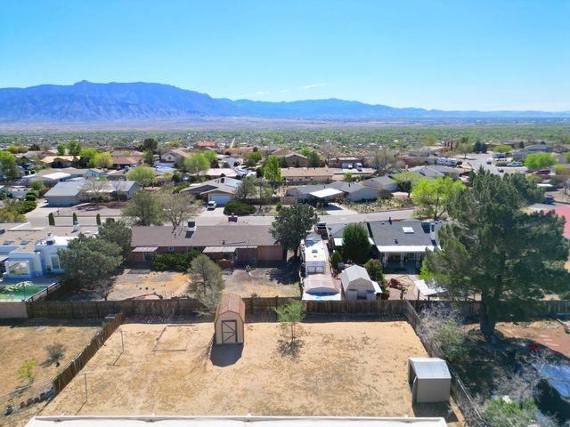 514 Villa Verde Drive SE, Rio Rancho, NM 87124