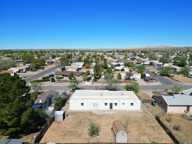 514 Villa Verde Drive SE, Rio Rancho, NM 87124