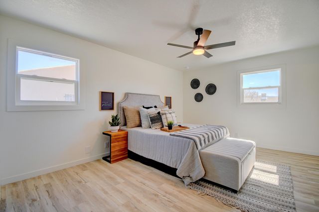 514 Villa Verde Drive SE, Rio Rancho, NM 87124