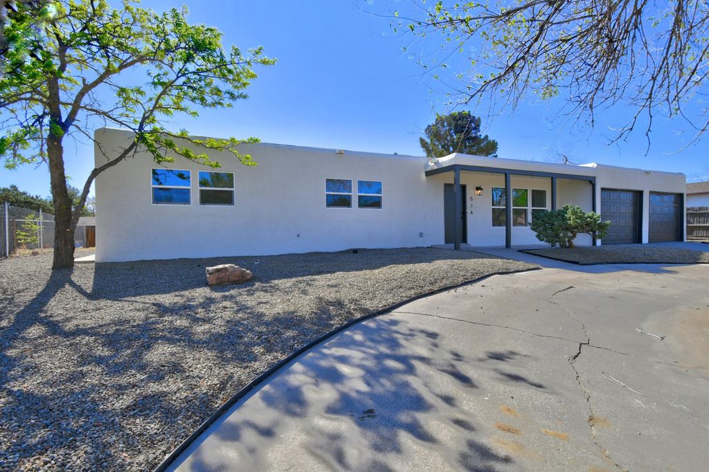 514 Villa Verde Drive SE, Rio Rancho, NM 87124