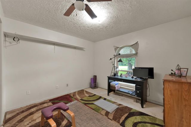 504 Catfish Lane, Conroe, TX 77384