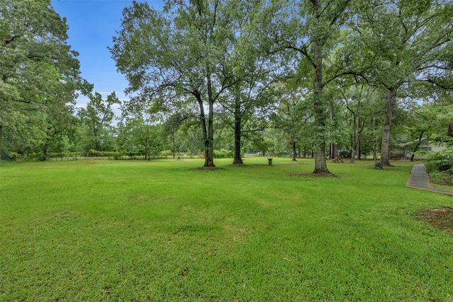 504 Catfish Lane, Conroe, TX 77384