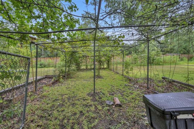 504 Catfish Lane, Conroe, TX 77384