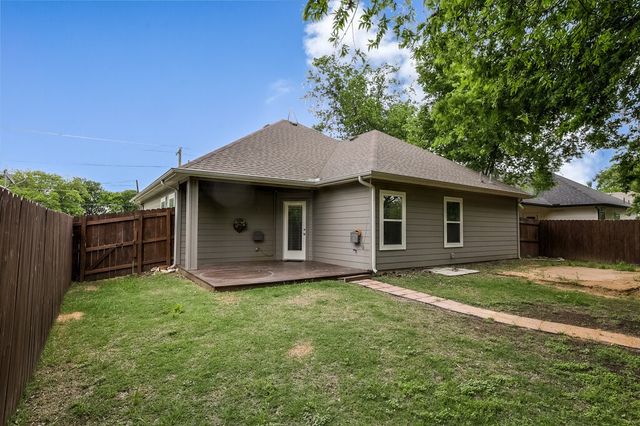 370 S Pecan Street, Milford, TX 76670