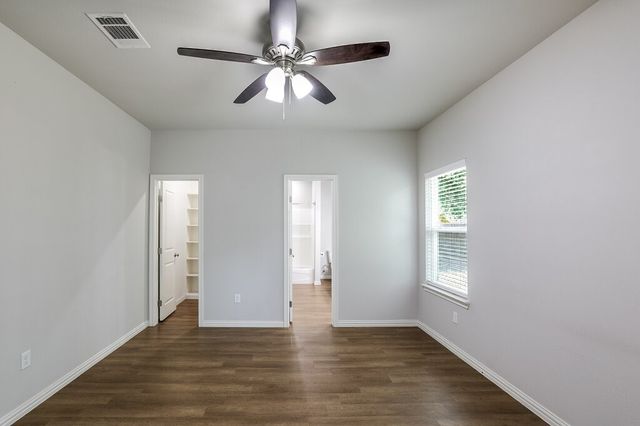370 S Pecan Street, Milford, TX 76670