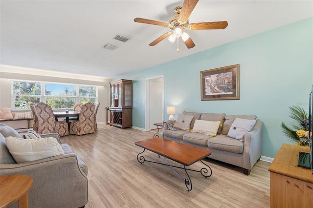 610 PALM AVENUE, Belleair, FL 33756