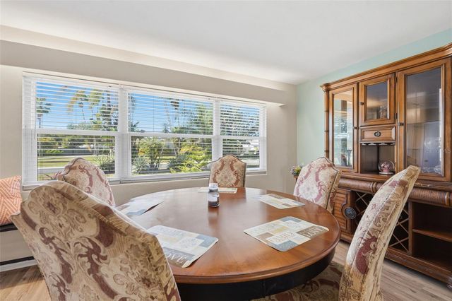 610 PALM AVENUE, Belleair, FL 33756