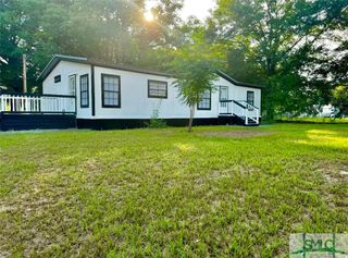 320 Live Oak Loop, Ellabell, GA 31308