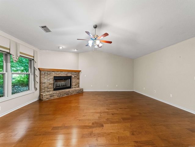 27 Burgos Way, Hot Springs Village, AR 71909