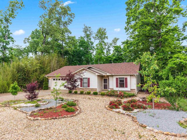 27 Burgos Way, Hot Springs Village, AR 71909