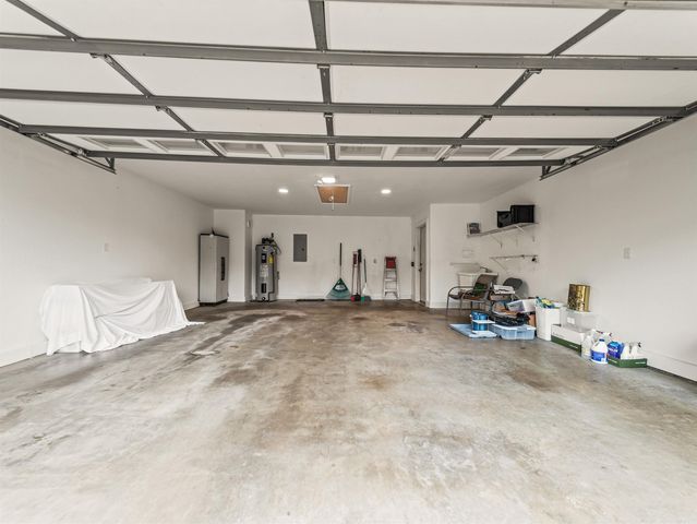 27 Burgos Way, Hot Springs Village, AR 71909