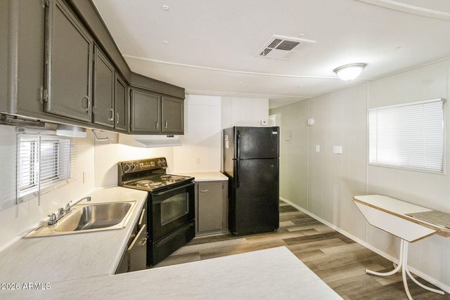 1150 N Delaware Drive 25, Apache Junction, AZ 85120