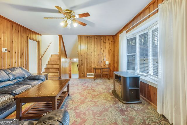 2661 The Fontainebleau SW, Atlanta, GA 30331