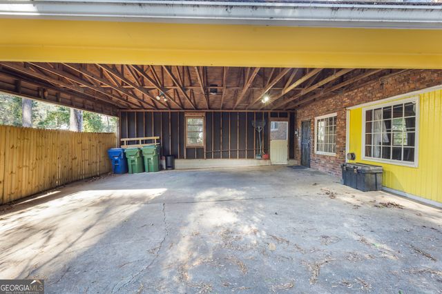 2661 The Fontainebleau SW, Atlanta, GA 30331