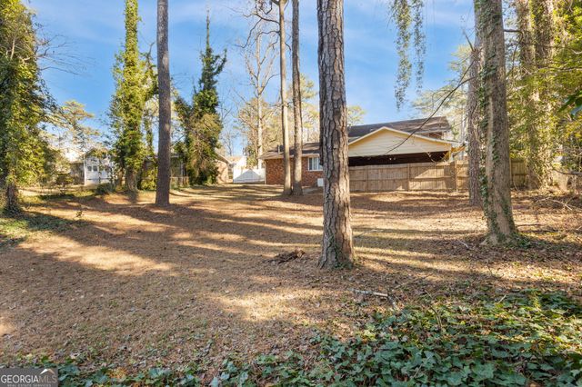 2661 The Fontainebleau SW, Atlanta, GA 30331