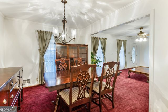 2661 The Fontainebleau SW, Atlanta, GA 30331