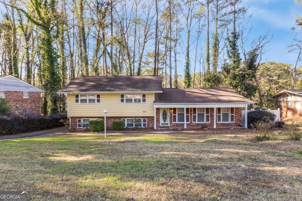 2661 The Fontainebleau SW, Atlanta, GA 30331