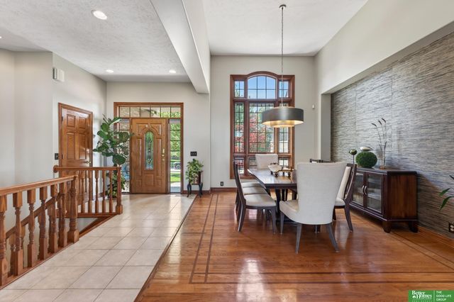 10209 S 177th Street, Omaha, NE 68136