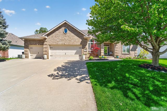 10209 S 177th Street, Omaha, NE 68136