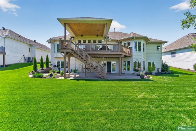 10209 S 177th Street, Omaha, NE 68136