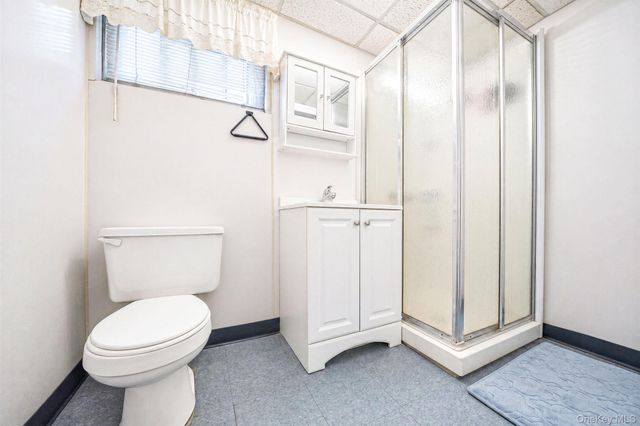 5 Park Place, Valley Stream, NY 11580