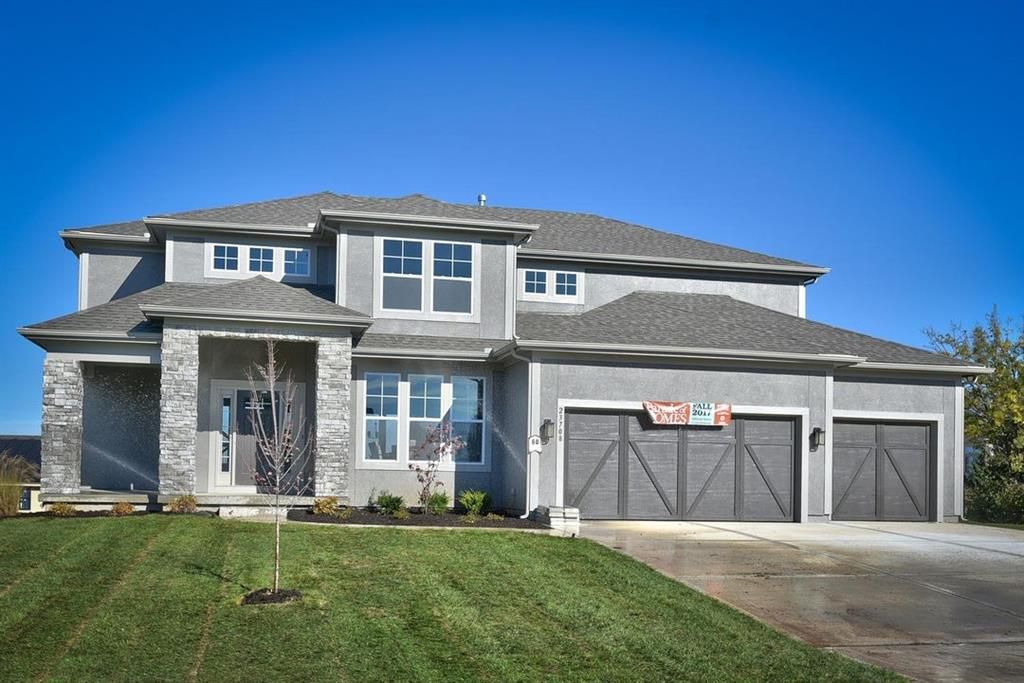 23822 Clear Creek Parkway, Shawnee, KS 66226
