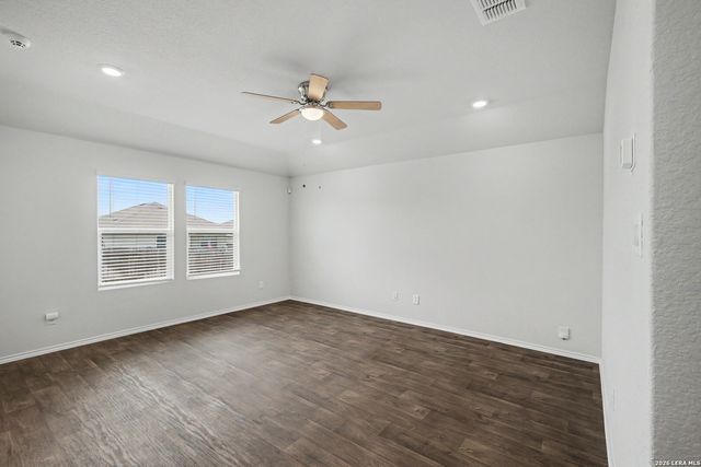 817 Pronghorn Trail, Seguin, TX 78155