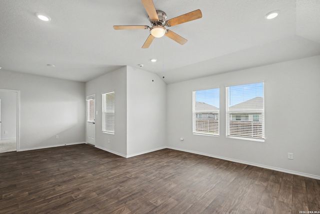 817 Pronghorn Trail, Seguin, TX 78155