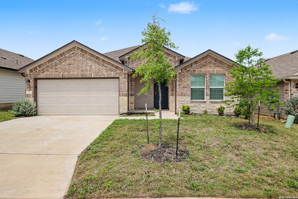 817 Pronghorn Trail, Seguin, TX 78155