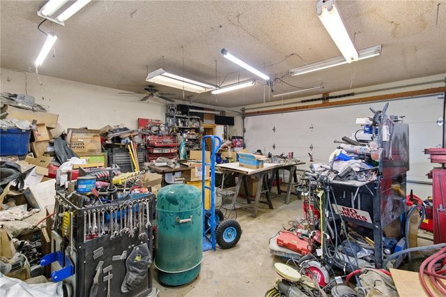 2075 Kingston Drive, Bullhead City, AZ 86442