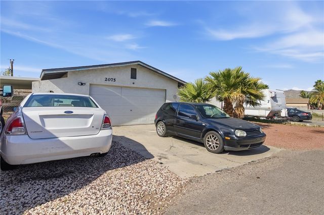 2075 Kingston Drive, Bullhead City, AZ 86442