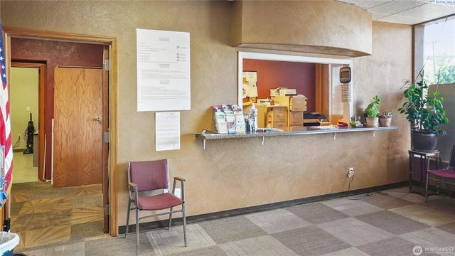 702 E Main St, Othello, WA 99344