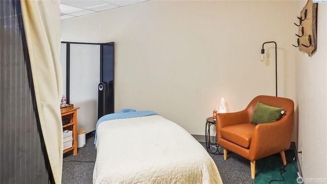 702 E Main St, Othello, WA 99344