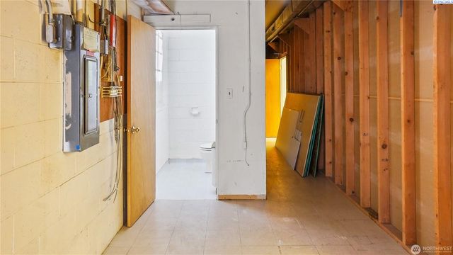 702 E Main St, Othello, WA 99344