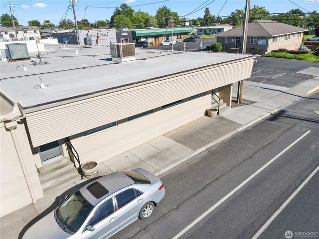 702 E Main St, Othello, WA 99344