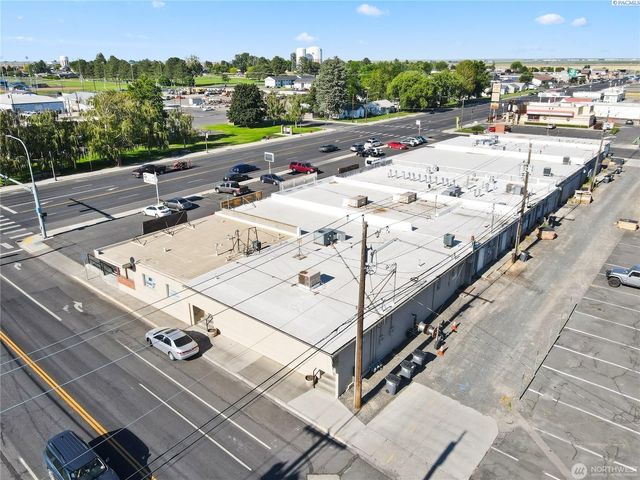 702 E Main St, Othello, WA 99344