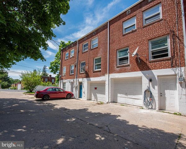 2205 KENSINGTON ST, Harrisburg, PA 17104